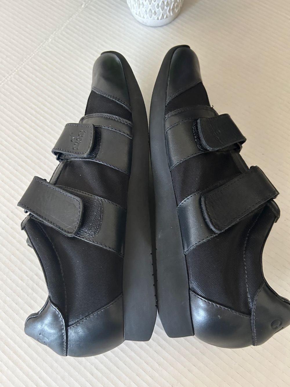 Gucci Black Leather & Textile Velcro Slip-On Sneakers - Picture 10 of 13